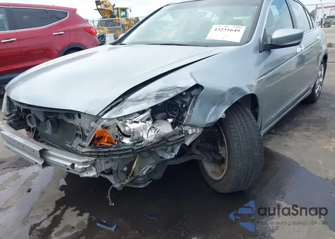 2012 Honda Accord 3.5 Ex из США, поврежденный, VIN 1HGCP3F79CA002957